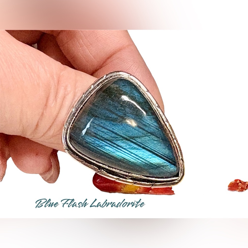Blue Flash Labradorite silver Ring BOLD LARGE